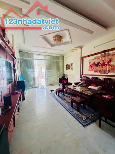 🪐 BÁN NHÀ MT KHU HOÀNG VĂN THÁI - QUY NHƠN - LH 0939 81 3696