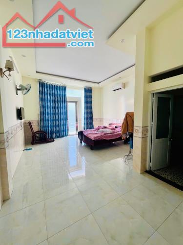 🪐 BÁN NHÀ MT KHU HOÀNG VĂN THÁI - QUY NHƠN - LH 0939 81 3696 - 5