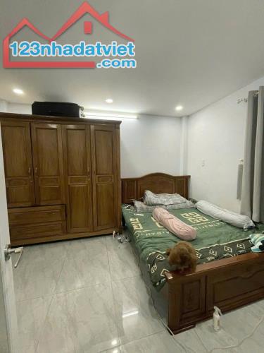 Bán nhà GẦN ĐƯỜNG LỚN 51M2, GẦN CẦU PHÚ MỸ, Đường Nguyễn Văn Quỳ, Quận 7. - 4