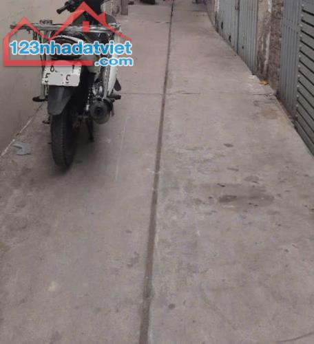 Bán nhà GẦN ĐƯỜNG LỚN 51M2, GẦN CẦU PHÚ MỸ, Đường Nguyễn Văn Quỳ, Quận 7. - 5