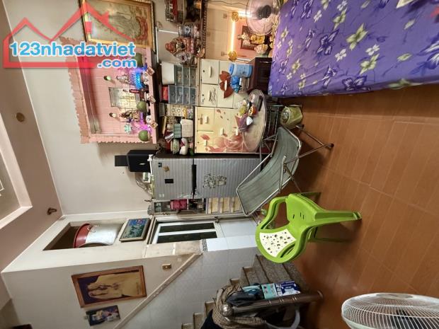 NHÀ MẶT TIỀN LÒ SIÊU – P.16 – NGANG 14M – HƠN 4 TỶ. - 2