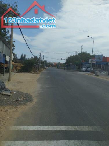 Bán Gấp Đất Đẹp Mũi Né  Mặt nhựa Nguyễn Hữu Thọ View Biển - 1