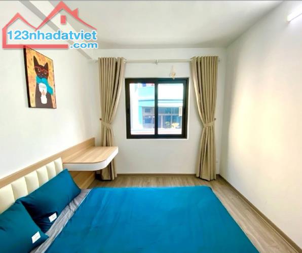 NHÀ HIẾM MỚI XÂY  - DUY NHẤT tại THÁI THỊNH -  Ô TÔ - NGÕ THÔNG - 50M × 4 tầng . Nhỉnh 6 - 3
