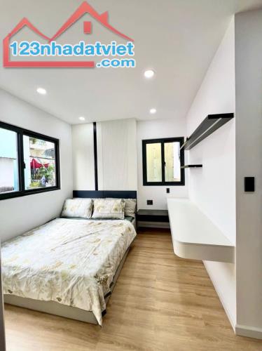 BAN NHÀ MỚI XÂY FULL NỘI THẤT: Đ LÂM VĂN BỀN. KẾ CXNH .Q 7. DT: 55 M2. 2 TẦNG. CHỈ 5.5 TỶ - 1