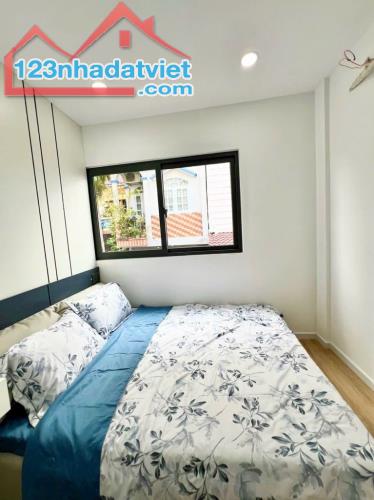 BAN NHÀ MỚI XÂY FULL NỘI THẤT: Đ LÂM VĂN BỀN. KẾ CXNH .Q 7. DT: 55 M2. 2 TẦNG. CHỈ 5.5 TỶ - 3