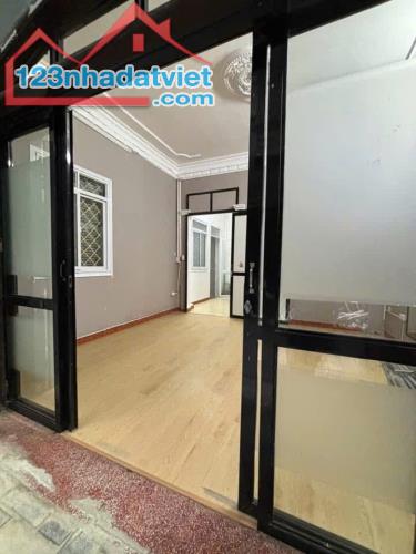Cho thuê cả nhà tại địa chỉ ngõ 36 Nghĩa Đô (Ngõ 100 Hoàng Quốc Việt cũ - 3