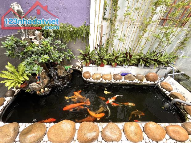 Bán nhà sát mặt tiền trường chinh - HẺM 10M XE HƠI QUAY ĐẦU - 4 TẦNG + 5PN + sân trước nhà