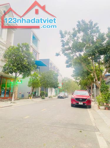 Bán đất Thi Sách- Đồng Tâm giá 3,35 tỷ. Lh 0399.566.078