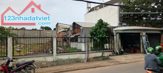 Bán Nhanh Đất Mặt Tiền KD Trung Tâm Hóc Môn 560m2 Ful TC Giá 20 Tỷ - 2
