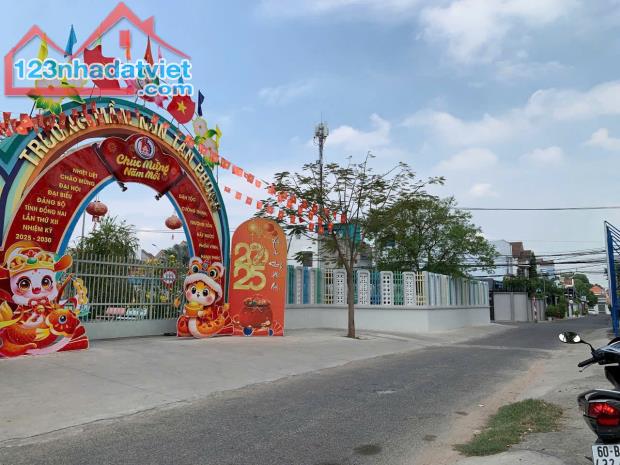 Bán Đất Mặt tiền Đường Hồ Hoà, 90m2, Cư Xá Phúc Hải, Phường Tân Phong.
