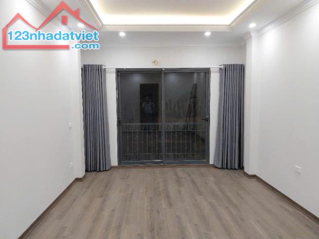 BÁN NHÀ MẶT PHỐ KINH DOANH SẦM UẤT, 5 TẦNG THANG MÁY, 55M2 GIÁ CHỈ 15.8 TỶ - 3