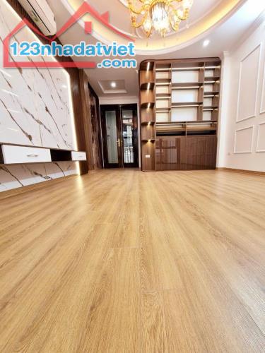 BÁN NHÀ PHÂN LÔ KIM ĐỒNG, Ô TÔ VỈA HÈ,7 TẦNG THANG MÁY, KINH DOANH, 50M2 GIÁ 21.X TỶ - 1