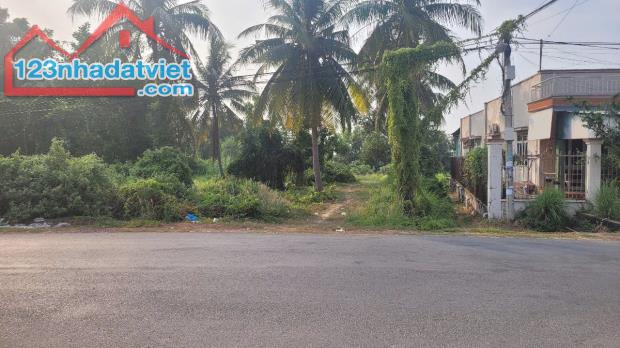 .CHÍNH CHỦ CẦN BÁN ĐẤT: 13000m2 - Xã Hòa Thành- tỉnh Tây Ninh