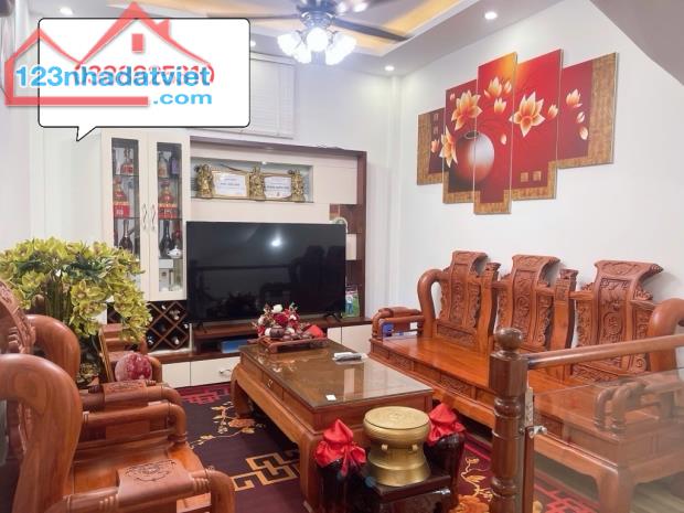🔥🔥🔥SIÊU HOT. YÊN NGHĨA Ô TÔ ĐỖ CỬA, QUAY ĐẦU - NHÀ ĐẸP 35M 4T - TẶNG FULL NỘI THẤT .