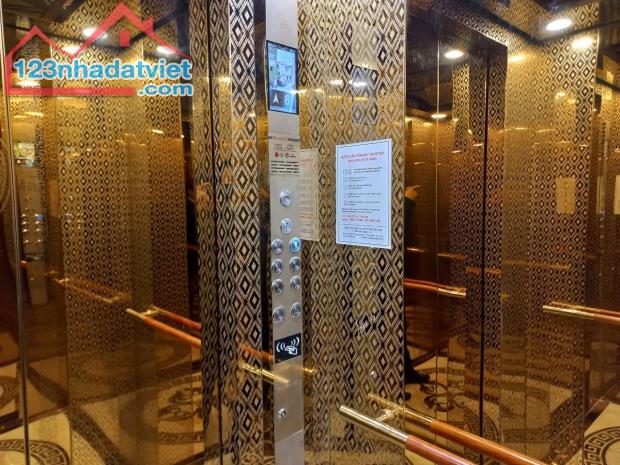 Bán nhà 2 mặt phố Nguyên Hồng-Lô góc 100M2-9.5M mặt tiền-Ôtô tránh-8 tầng thang máy-56 Tỷ - 1
