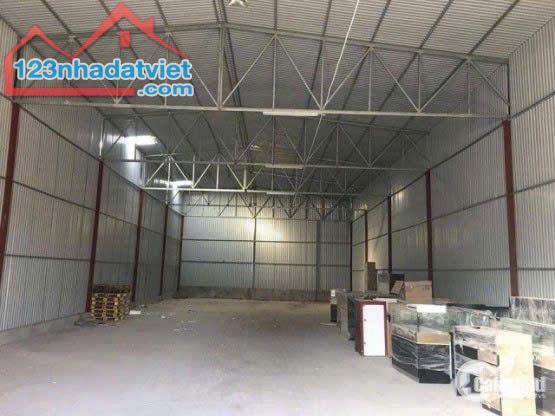 Cho thuê kho 200m2 mặt đườn Sa Đôi Mễ Trì tiện làm kho, gara oto giá 15 tr - 1