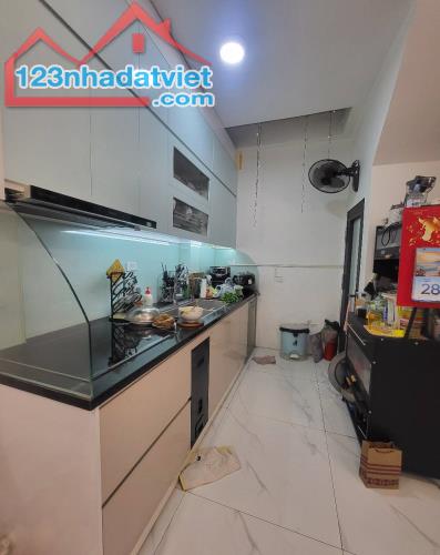 BÁN NHÀ NGUYỄN KHANG YÊN HÒA CẦU GIẤY 8 .35 TỶ 33m 5 TẦNG MT 4.9m NHÀ MỚI Ở SƯỚNG - 3