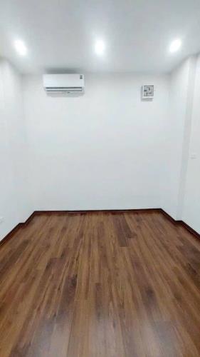 Bán nhà phố Dương Quảng Hàm, Quận Cầu Giấy 5 tầng, mặt tiền 3.6m, diện tích 44m2 - 3