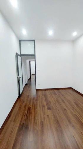 Bán nhà phố Dương Quảng Hàm, Quận Cầu Giấy 5 tầng, mặt tiền 3.6m, diện tích 44m2 - 4