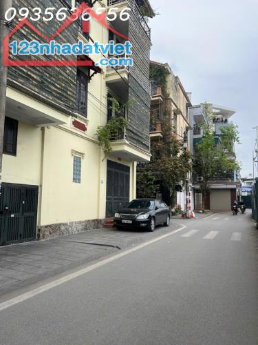 BÁN NHÀ PHÂN LÔ ĐƯỜNG KIM GIANG, 63M², 17.X TỶ - KINH DOANH - Ô TÔ TRÁNH - NGÕ THÔNG