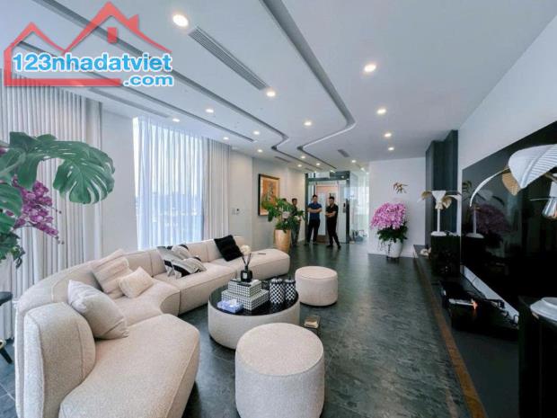 Bán nhà phố Hoàng Đạo Thành Khương Đình 65m2 6 tầng chỉ nhỉnh 15 tỷ