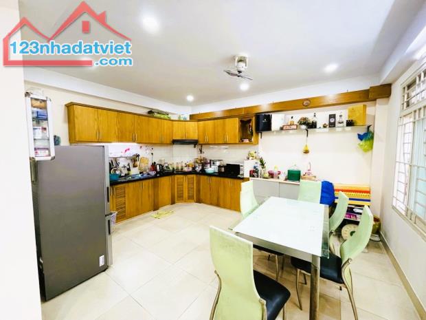 BÁN NHÀ LÊ VĂN SỸ QUẬN PHÚ NHUẬN, 5 TẦNG, 4 PHÒNG NGỦ, DT 60m2 (5x12), HẺM 4m THẲNG TRỤC. - 2