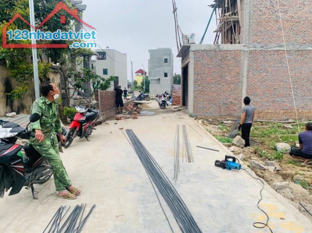 Bán lô đất cạnh chung cư Quỳnh Hoàng, Nam Sơn 61m giá chỉ 1,4x tỷ  LH 0979087664 - 1
