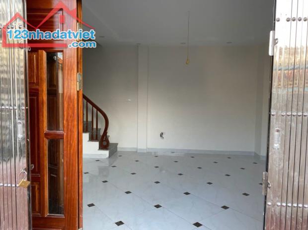 Thanh Khoản Gấp. Tiền Phong Lao Phù. Nhà 3T . DT 33m2. MT 6m. 3.7 Tỷ - 1