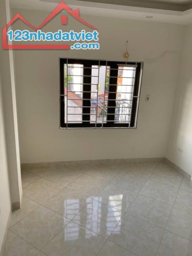 Thanh Khoản Gấp. Tiền Phong Lao Phù. Nhà 3T . DT 33m2. MT 6m. 3.7 Tỷ - 2