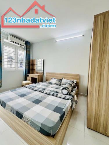 NHÀ ĐẸP QUANG TRUNG GV - GẦN CHỢ ĐÊM HẠNH THÔNG TÂY - HXH THÔNG - DT 60M² - 3 TẦNG NHỈNH 6 - 3