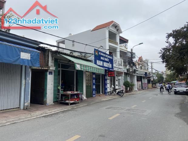 Nhà mặt đường phố Trại Lẻ chào chủ mới - 2