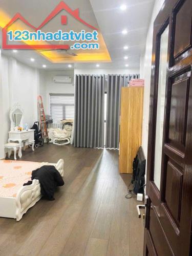 Phân lô ô tô tránh Thái Hà, ngõ nông KD sát phố, DT 50m2*5T MT 4m, 19,5 tỷ - 4