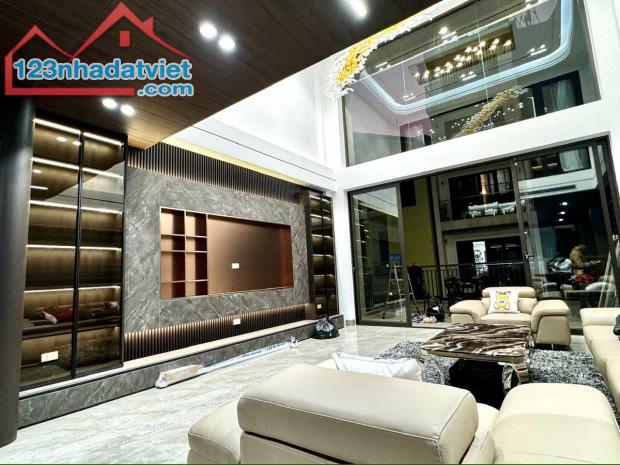 Bán nhà quận Hoàng Mai – Mặt phố – Vỉa hè rộng – Kinh doanh – 55m2 x 6 tầng – SĐCC. - 1