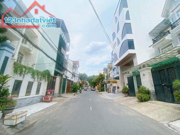 172m2 mặt tiền, đường số P Tân Quy Q7, ngang 6,5m, nở hậu 8m, không QH, giá 19,7 tỷ - 4