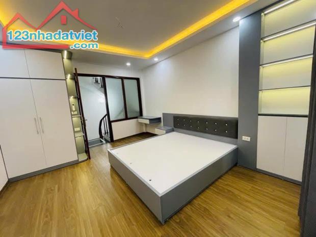 Bán Nhà Phố Vương Thừa Vũ 45m2, 5 Tầng, Mặt Ngang 4m Gần Ô TÔ Giá Chỉ 7 Tỷ - 3