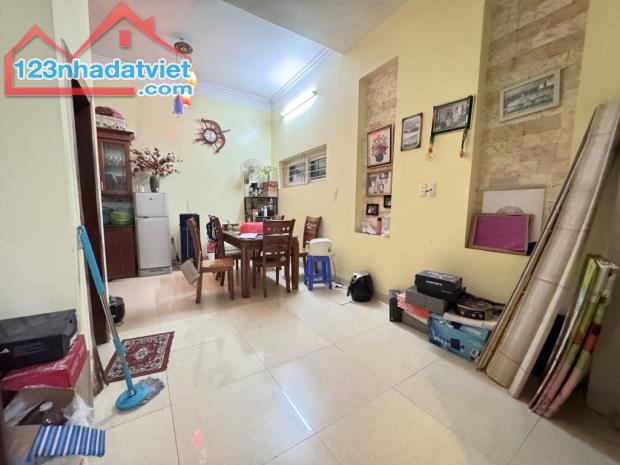 Bán nhà Yên Xá 53 m2, mặt tiền gần 5m, lô góc thoáng, chỉ 9,5 tỷ - 3