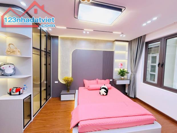 BÁN NHÀ TRẦN THÁI TÔNG - CẦU GIẤY, 35M², 5 TẦNG, SANG TRỌNG - 6.4 TỶ - 3