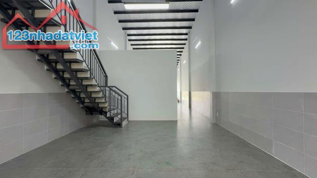 Củ Chi ! Cho Thuê MB 400 m2 ( 10m x 40m ) có Nhà Mới 5m x 25m, Tel : 0903880634 ( chính - 2