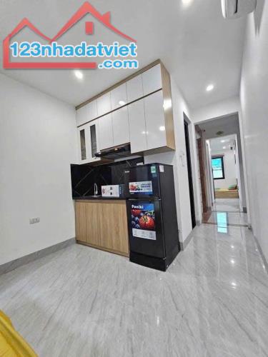 Nhà dòng tiền tại Mễ Trì 65m2 7 tầng thang máy 17 phòng giá 15 tỷ - 1