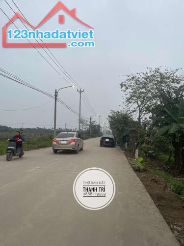 Bán đất trồng cây tại Yên Mỹ, đường 3 ô tô tránh, giá 330 triệu. Lh 0888229559 - 1