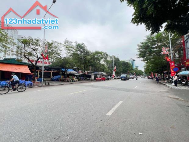 Bán nhà Xuân La - Ngõ thông kinh doanh - Mặt tiền ngạo nghễ - Nhà đẹp ở ngay - 4