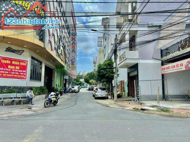 Bán Đất Lô Góc 76,5m2 1Sẹc Đường D11 KDC D2D Phường Thống Nhất , Biên Hòa Gía 8,5 Tỷ - 1
