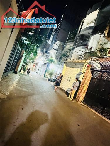 TRUNG TÂM QUẬN 1 - TRẦN ĐÌNH XU - NHÀ CHÍNH CHỦ LÂU ĐỜI - 85m2 - HẺM RỘNG 8m👉 19tỷ - 4