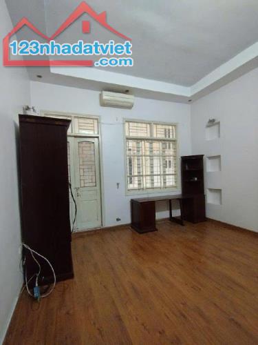 Chốt deal ngay! Nhà VIP Thanh Xuân, ô tô đỗ cửa, 5 tầng, 45m2, 12.8 tỷ