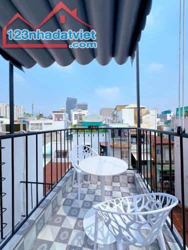 Bán nhà 4 tầng, hẻm 1 sẹt cách mặt tiền chỉ có 2 căn Cẩm Bá Thước P7 Quận Phú Nhuận.