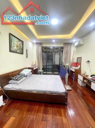 Bán nhà lô góc 40m2, 5T,, giá 6 tỷ. Minh Khai, Hai Bà Trưng 0947913839. - 1