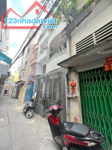 Căn góc 4 tầng HXH đường Bùi Hữu Nghĩa P7Q5. 8.1 tỷ - 2