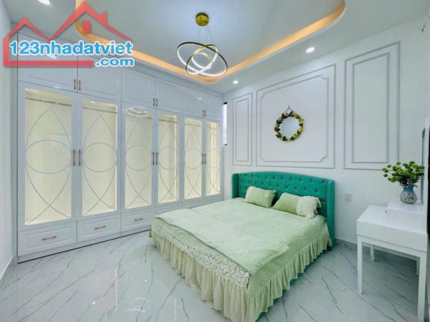 Nhà mới 110m2 FULL NỘI THẤT CAO CẤP, giáp PMH, chào 9.1 tỷ TL - 3