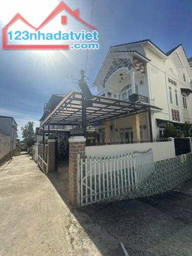 CẦN BÁN HOẶC CHO THUÊ – BIỆT THỰ SANG TRỌNG P8, ĐÀ LẠT,  Lâm Đồng - 1