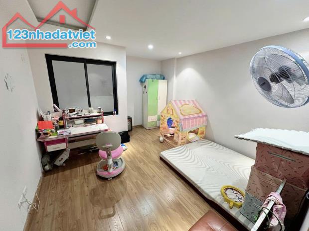 BÁN NHÀ LÔ GÓC, PHỐ XA LA, HÀ ĐÔNG - 2